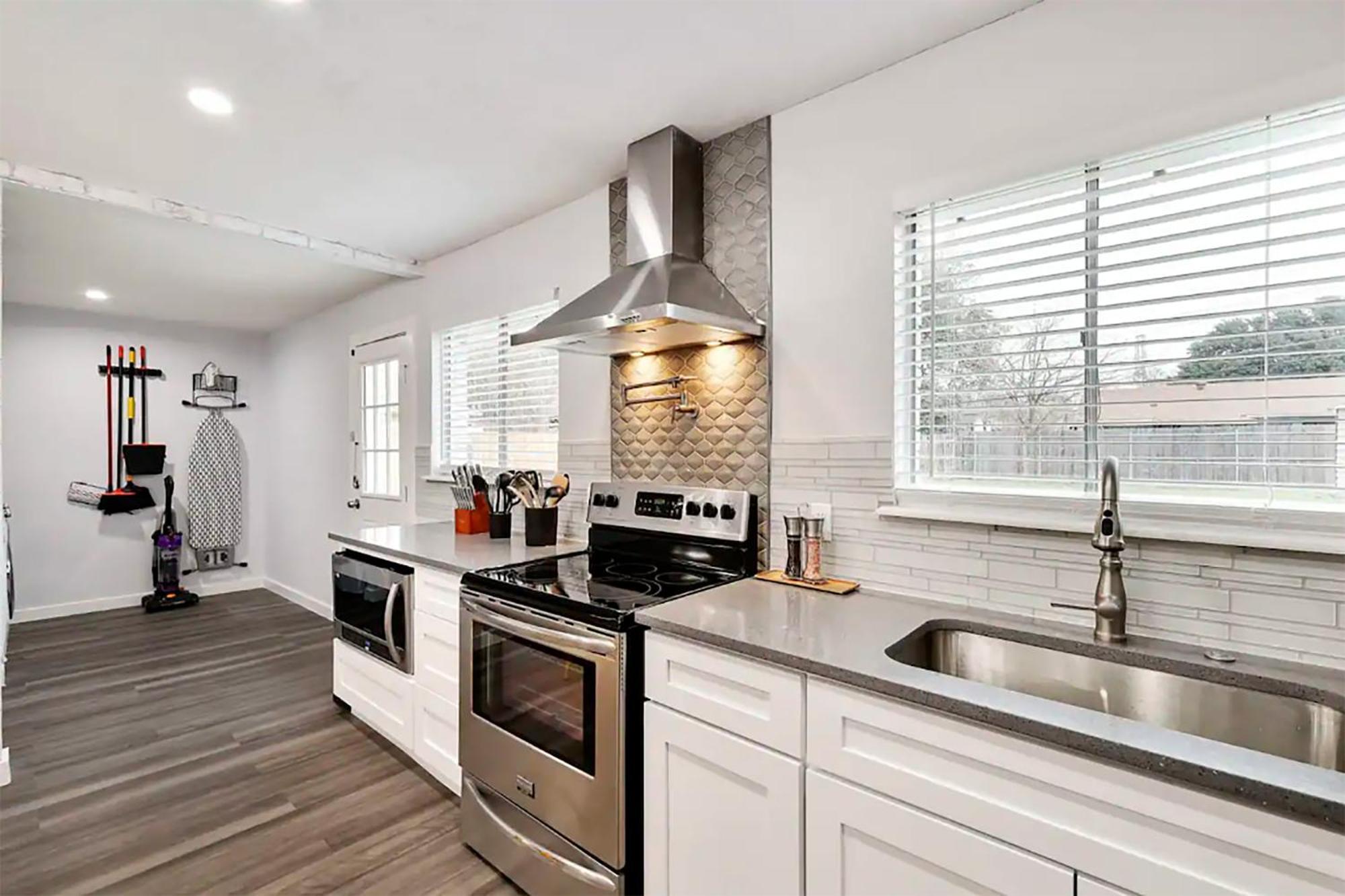 Upscale 3Br 2Ba Cozy Holiday Home With Pool & Grill North Richland Hills Εξωτερικό φωτογραφία